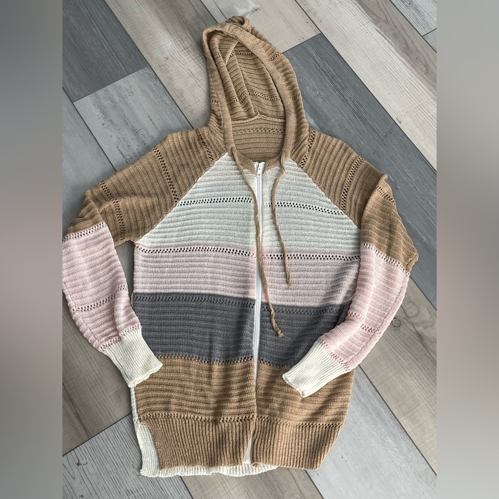 Knit zippered jacket